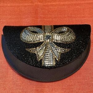 80s TOWANNY Beaded Purse with Bow Design